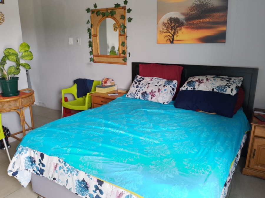 6 Bedroom Property for Sale in Parsonsvlei Eastern Cape